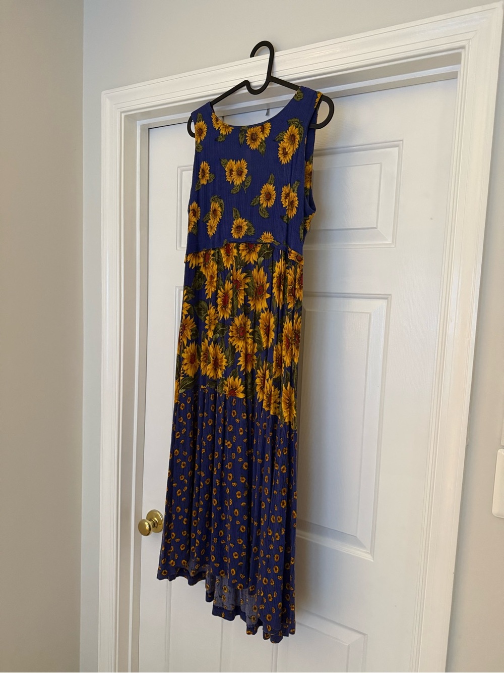 Sunflower Print Sleeveless Blue Maxi Dress